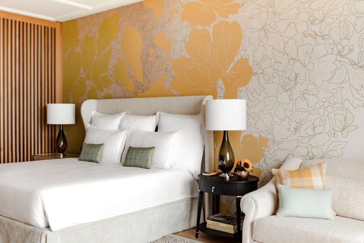 Un ou plusieurs lits dans un hébergement de l'établissement Royal Champagne Hotel & Spa