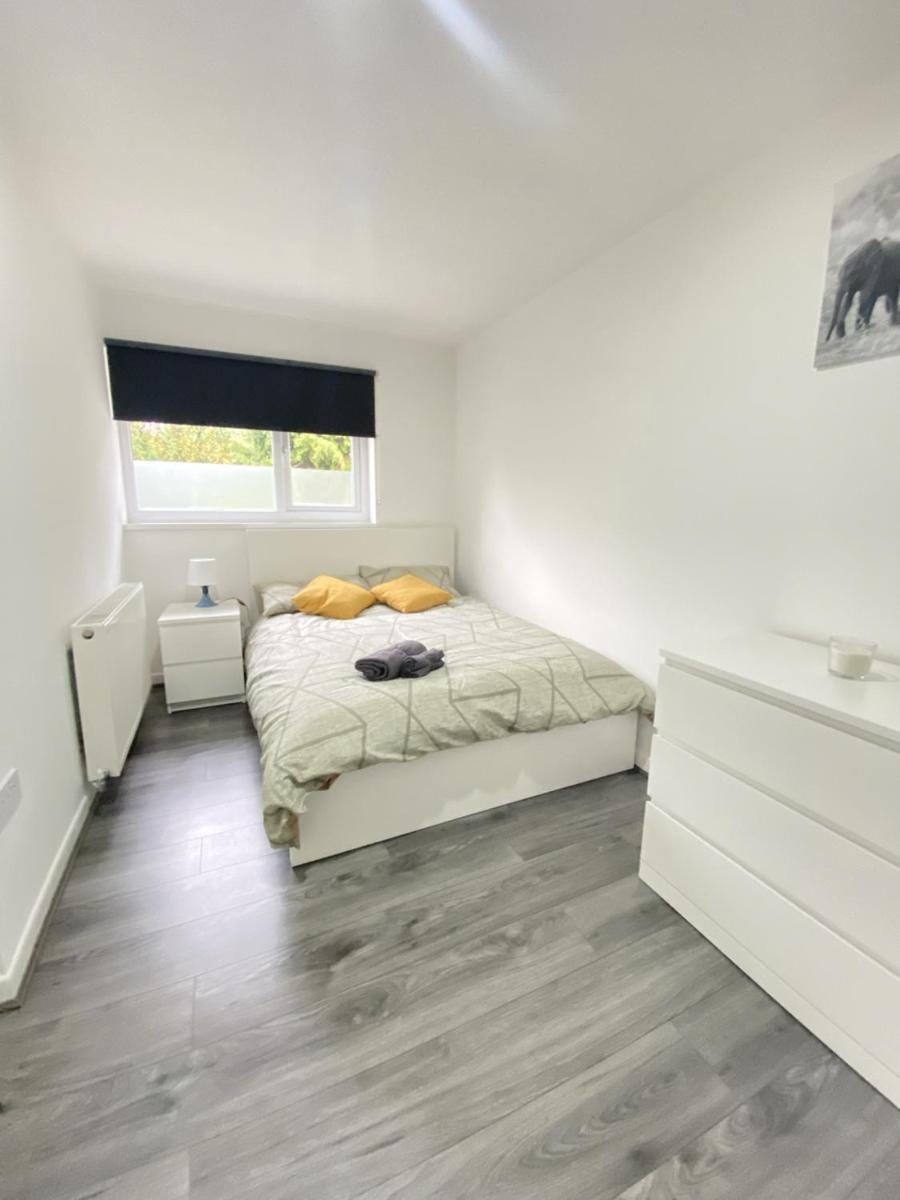 BEA Elcot Close - Housity