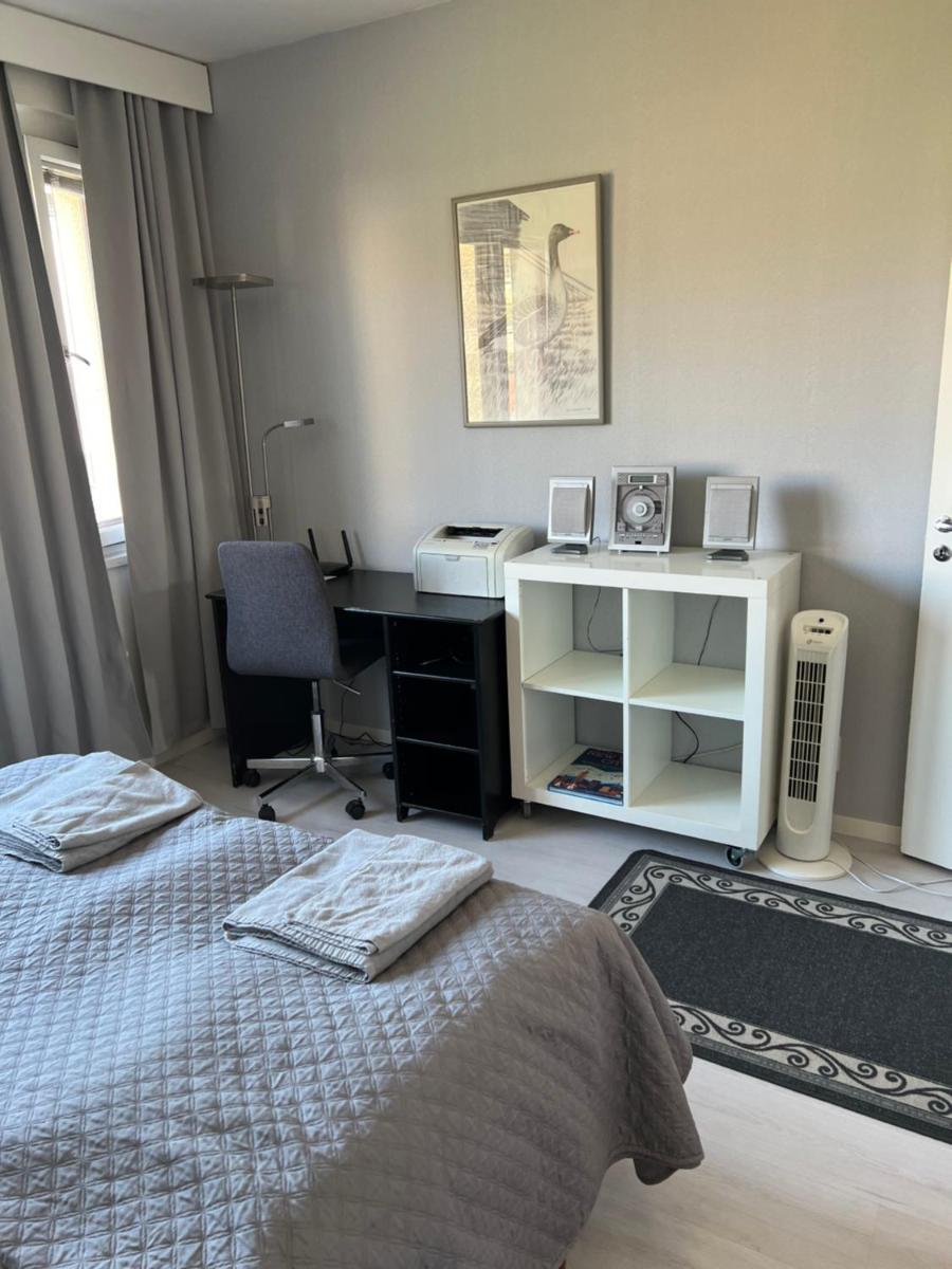Kemi CITY l near snowcastle, 2 rooms, kitchen, glazed balcony, free parking on street - Housity