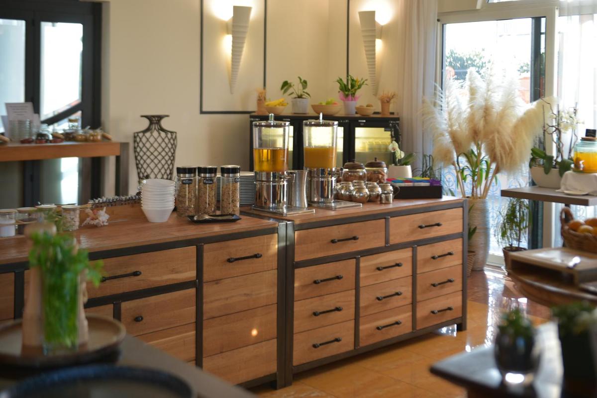 Boissons dans l'établissement Ostella Spa & Resort