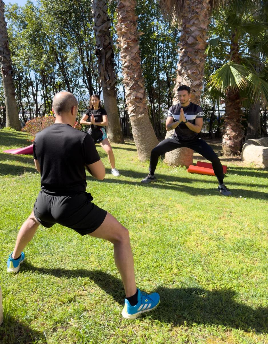 Clients de l'établissement Ostella Spa & Resort
