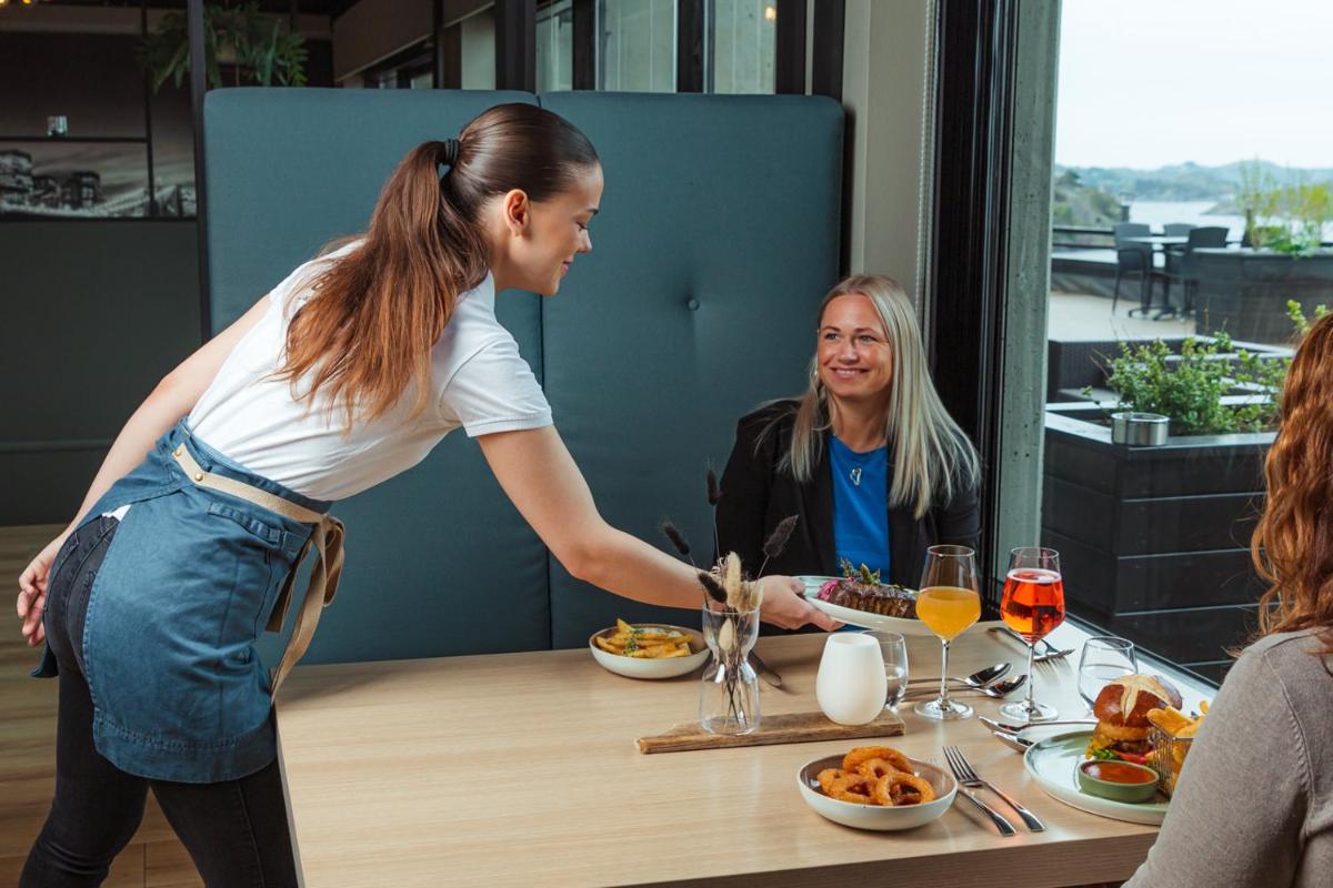 Farsund Fjordhotel - Housity