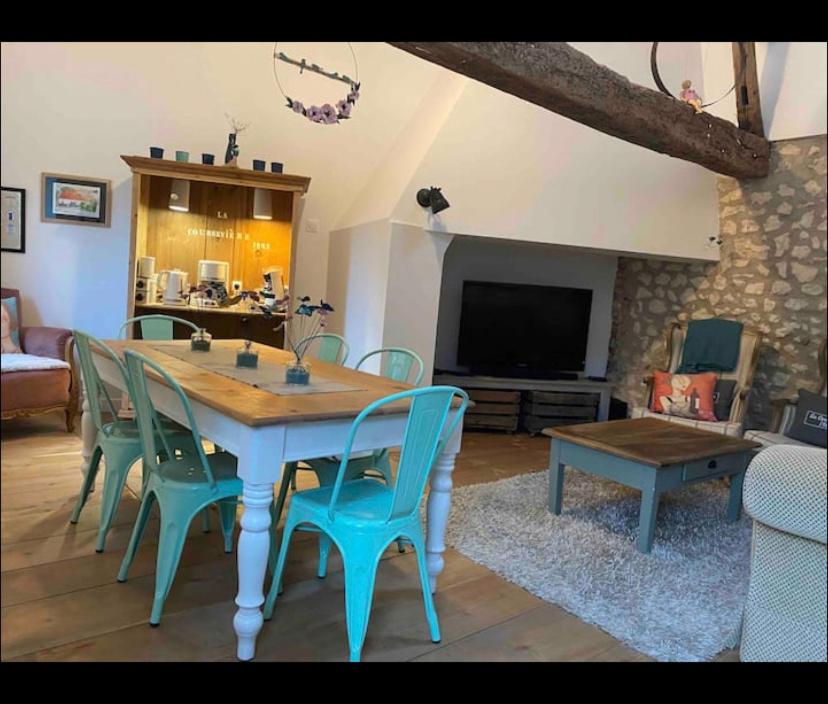 Gîte de la Coursevière - Proximité des plages de la Côte d Opale, Nausicaá et Montreuil-Sur-Mer - Housity