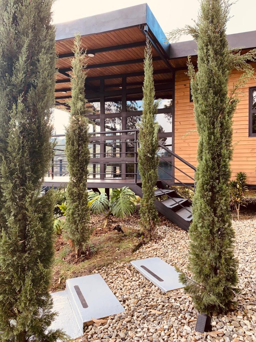Nauza: Cabaña familiar: jacuzzi, wifi, fogata, bbq y naturaleza - Housity
