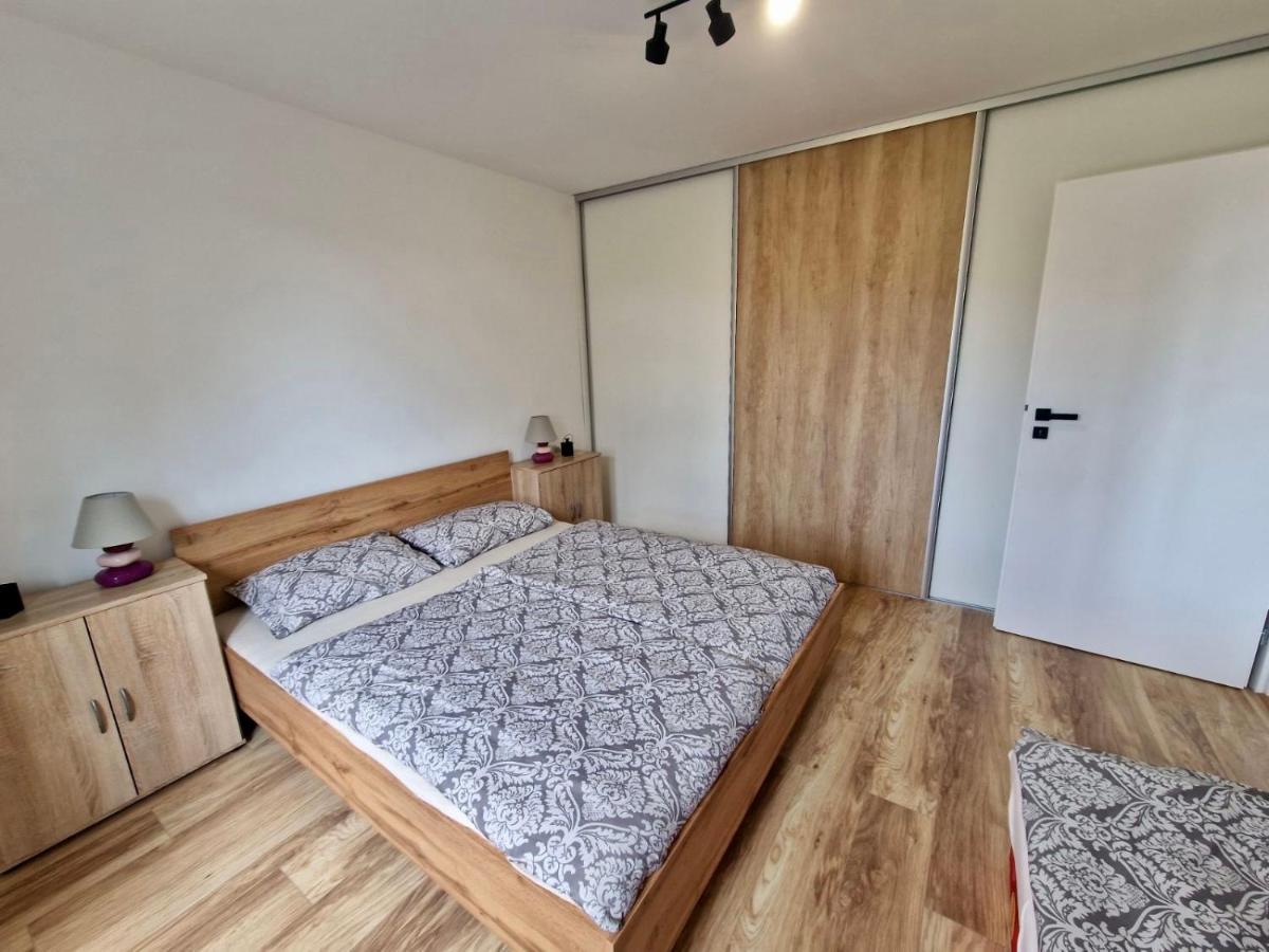 Lovely Apartment Vadaš - Housity