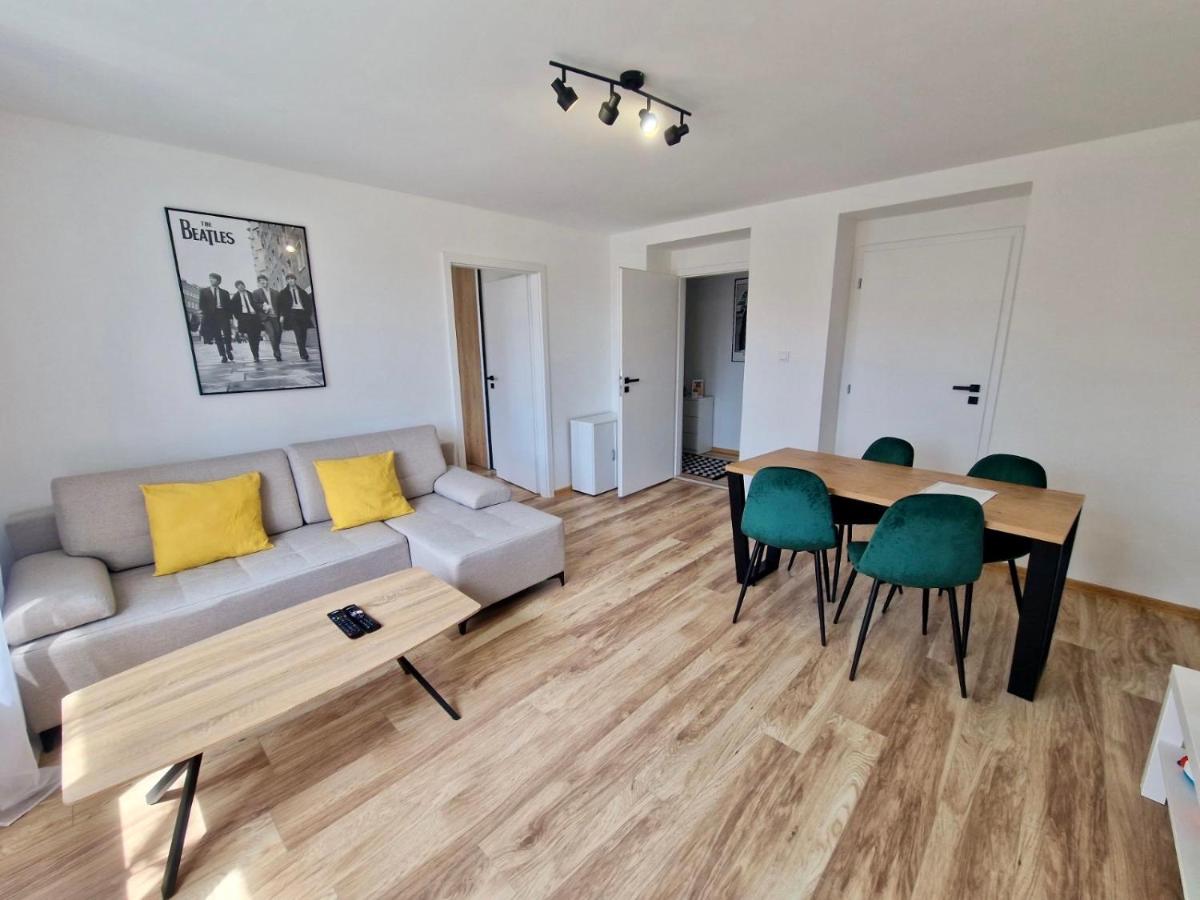 Lovely Apartment Vadaš - Housity