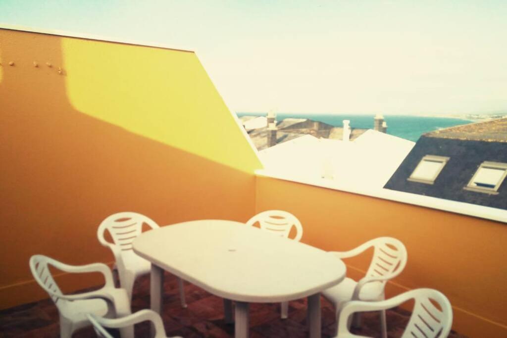 DÚPLEX 4 DORMITORIOS CON TERRAZA PLAYA A RAPADOIRA - Housity