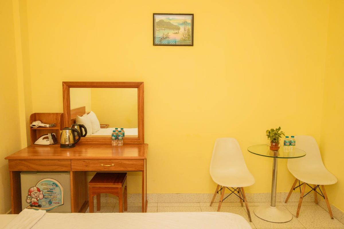 Thùy Trang Hotel - Hizvo