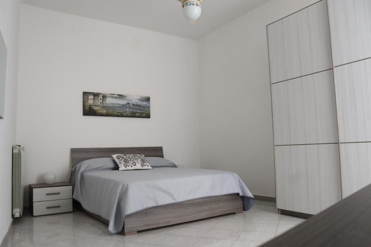 O CORE E NAPULE - Housity