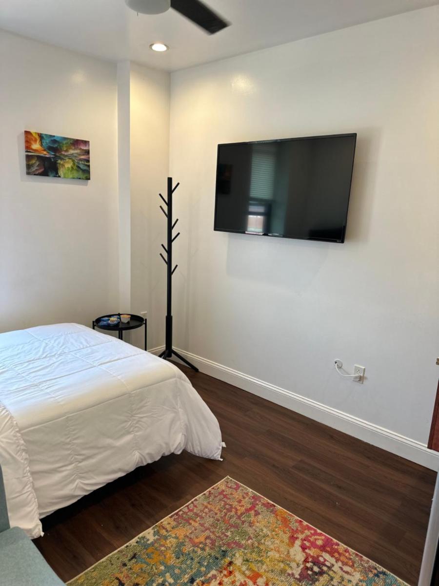 The Love Lounge A Hidden Gem - Housity