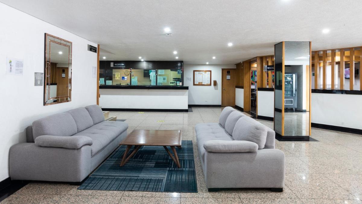 Hotel San Lucas - Housity