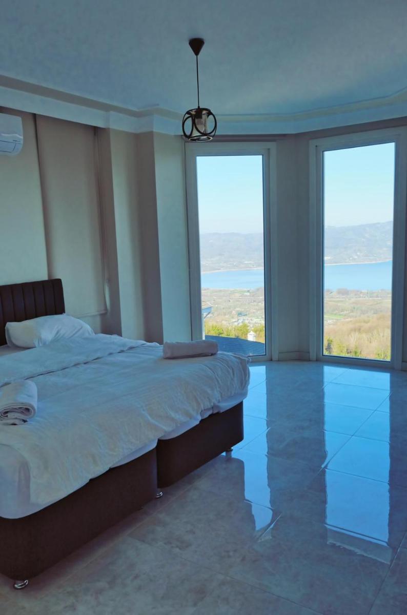 Dibekta? Hills - Housity