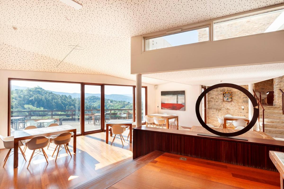 Casa Fumanal - Unique Property for up to 24 - Housity