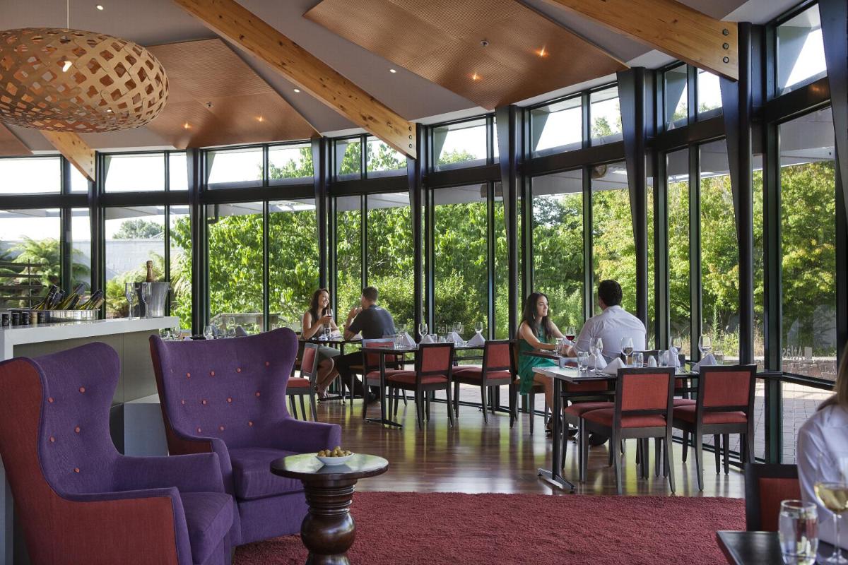 Novotel Rotorua Lakeside - Hizvo