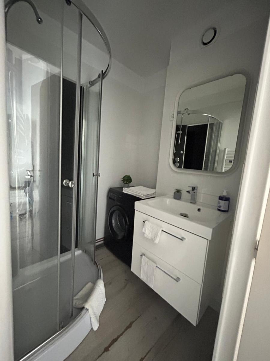 Luxueux appartement 5 min du centre10 plage - Housity