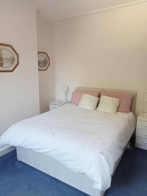 Private rooms with breakfast in Bishop Auckland - Housity