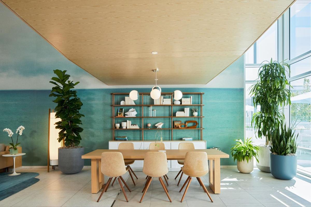 Courtyard by Marriott Santa Barbara Downtown - Housity