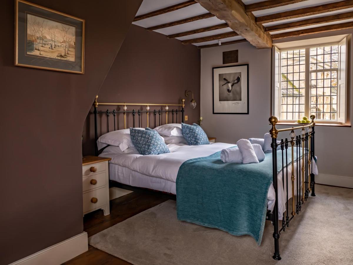 Beautiful grade 2 listed cotswold Stone Cottage - Housity