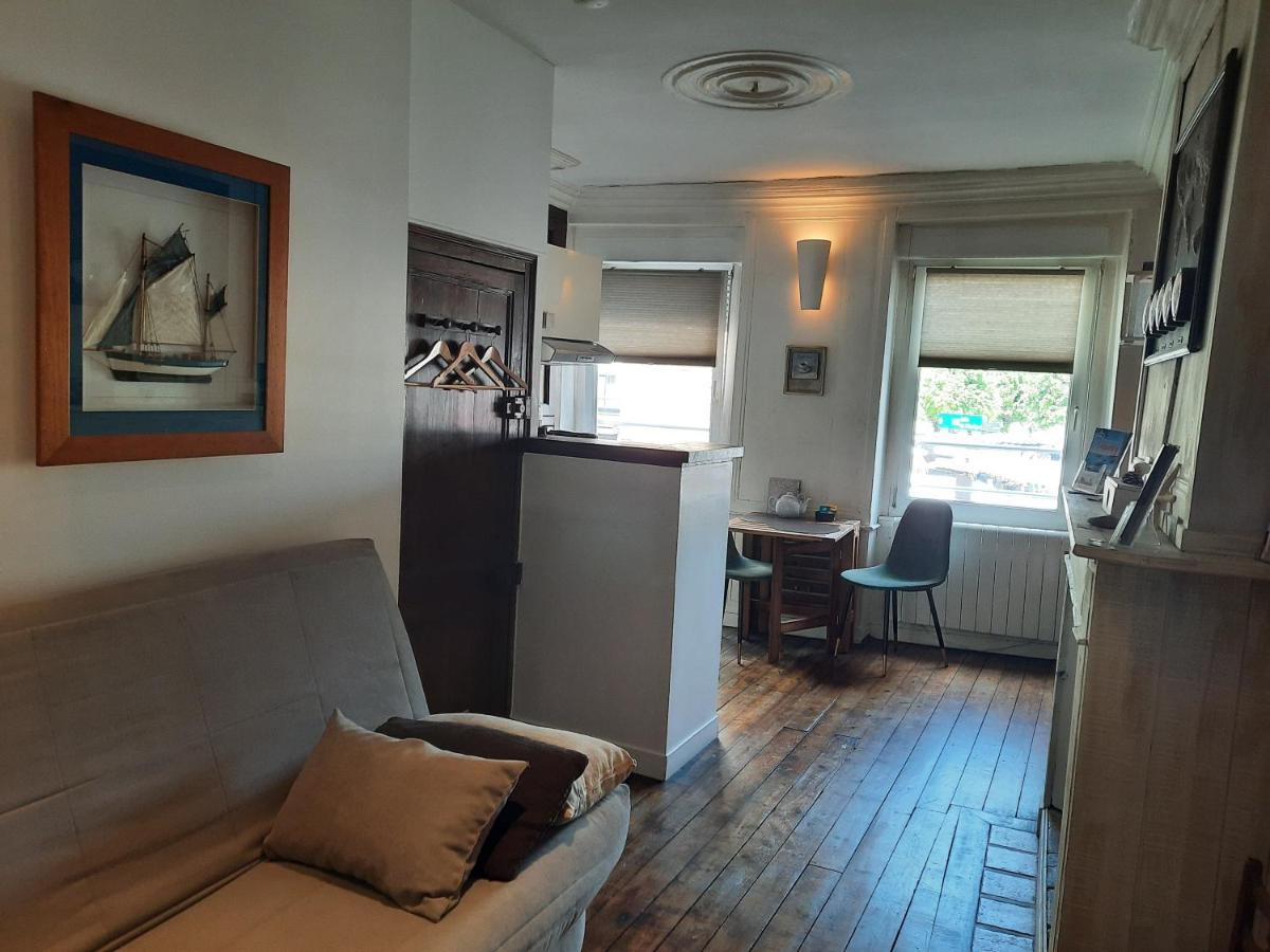 Studio Le Ras d'Eau à Granville - Housity