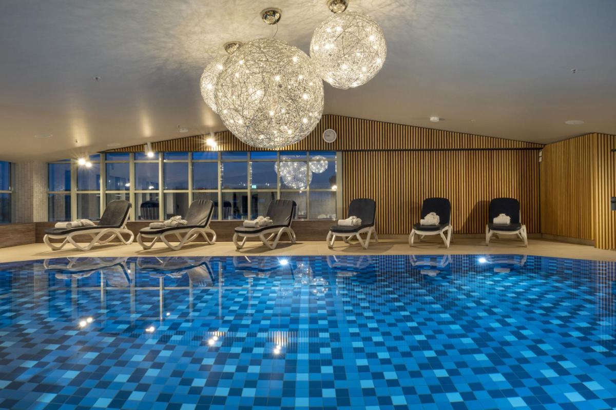 Maritim Hotel München - Housity