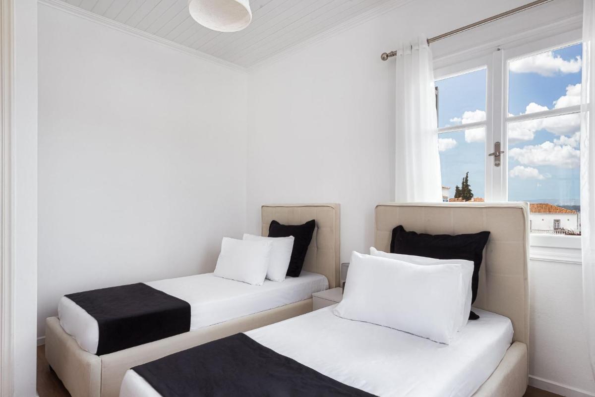 Old Port Spetses Mansion - Housity