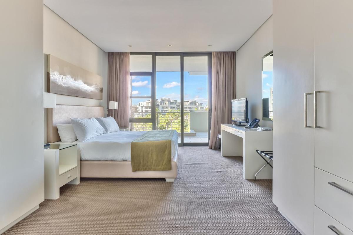 Lawhill Luxury Apartments - V & A Waterfront - Housity