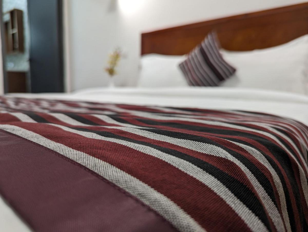 Les Ombrelles Appart'Hotel - Housity