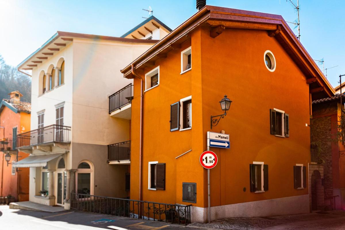 Residenza a schiera vista lago Feriolo - Housity