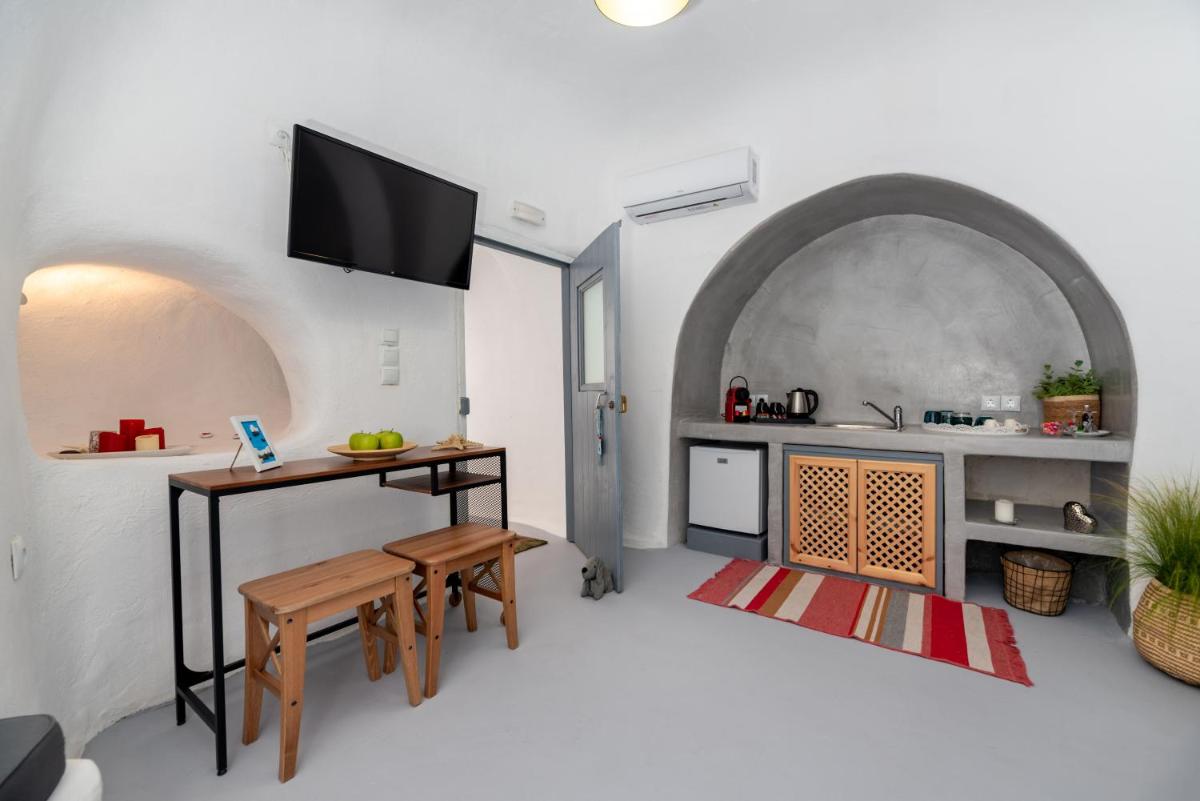 1812 Caves 'n Mansion - Housity