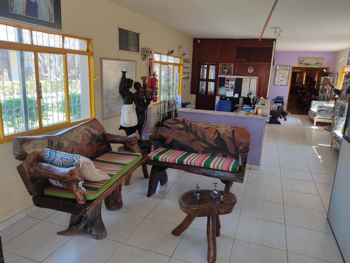 Hotel Pesqueiro Anzol de Ouro - Housity