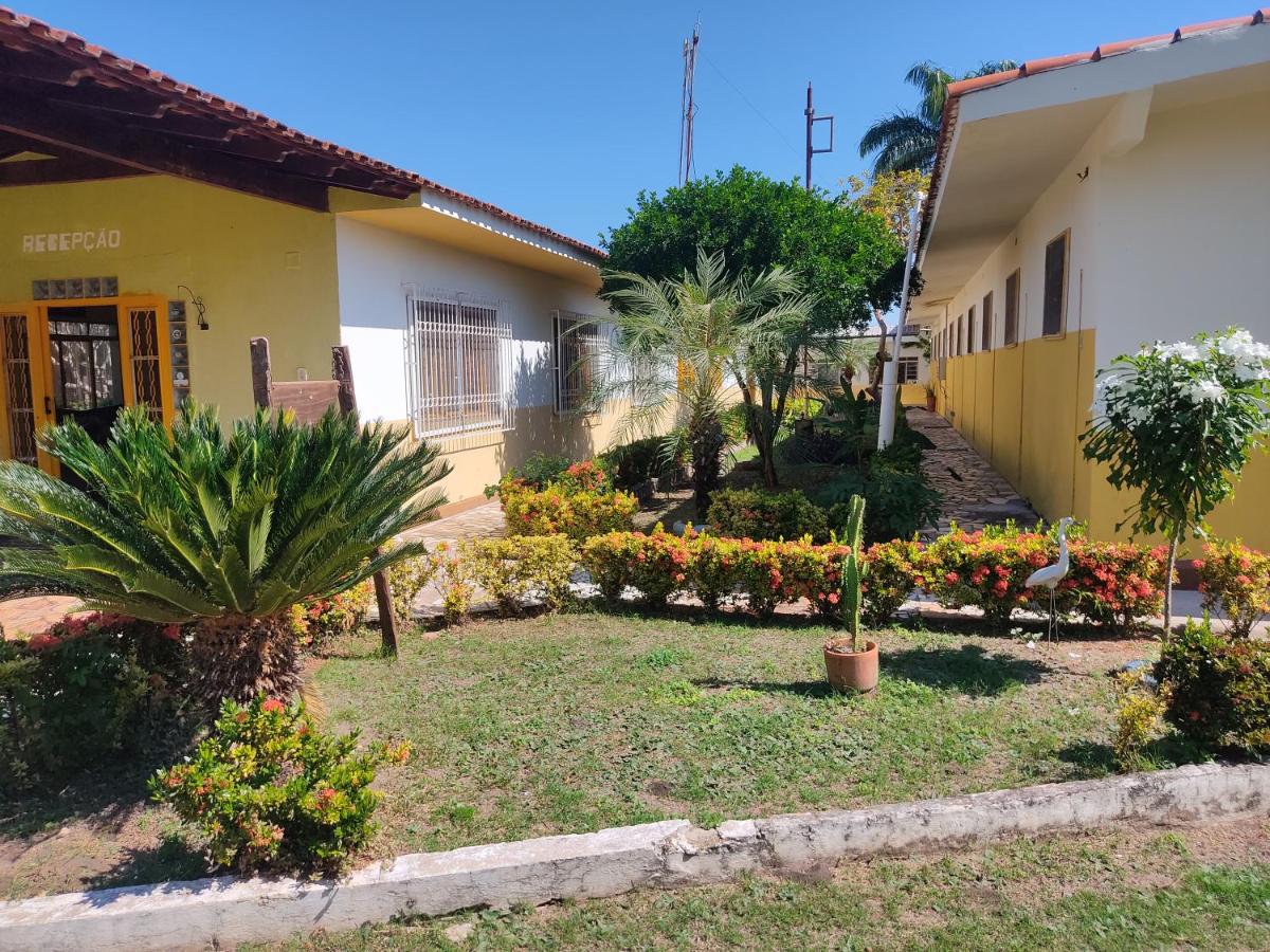 Hotel Pesqueiro Anzol de Ouro - Housity