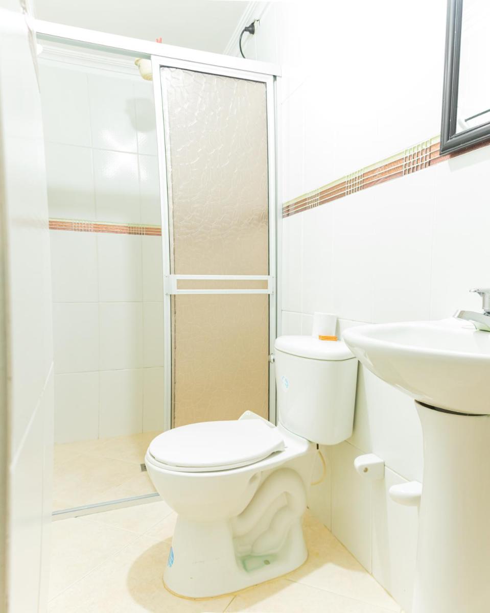 HOTEL FUENTE DE ORO - Housity