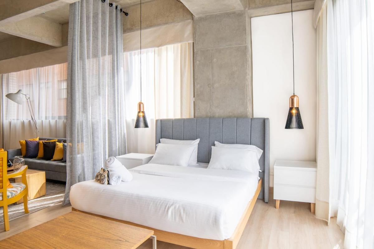 Vibrant Loft in Parque 93 - Housity