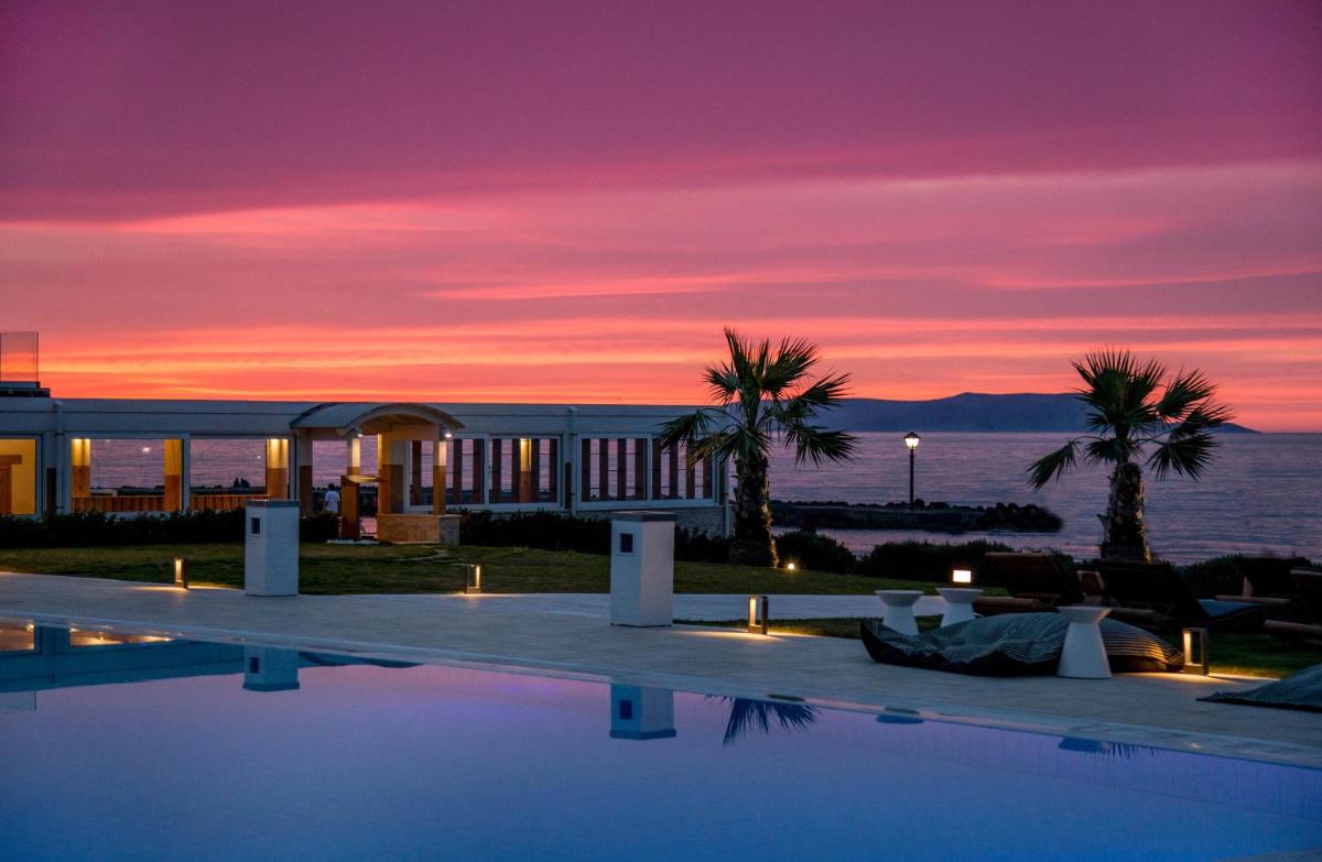 Insula Alba Resort & Spa (Adults Only) - Housity