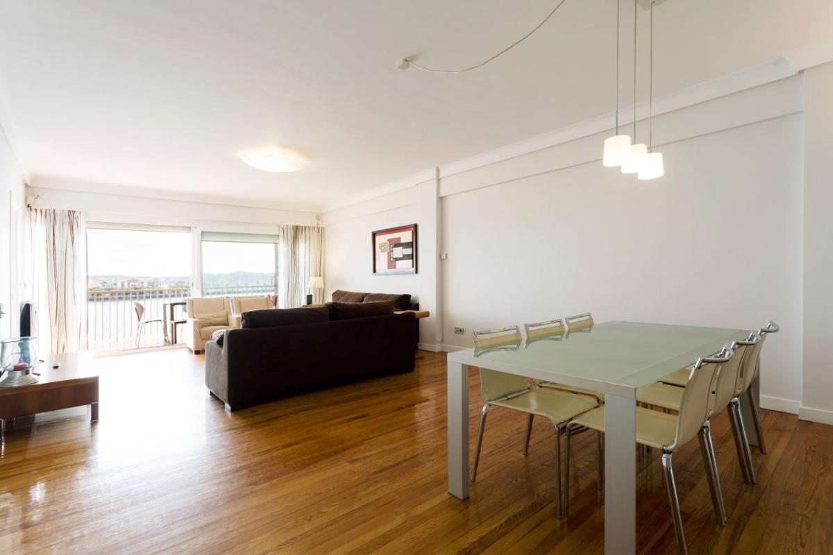 Hondarribia by Basquelidays - Housity