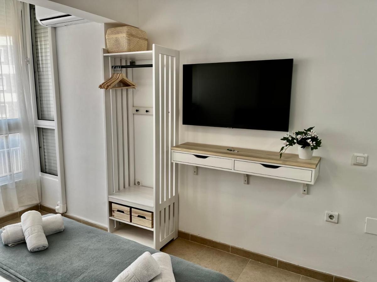 Small Apartament By The Sea - Housity
