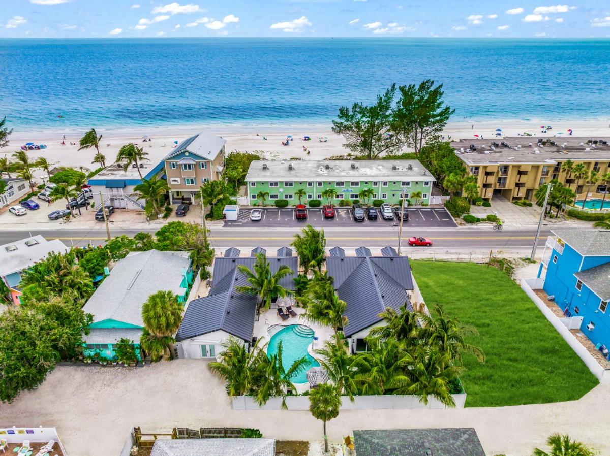 The Retreat at Anna Maria Island Inn - Housity