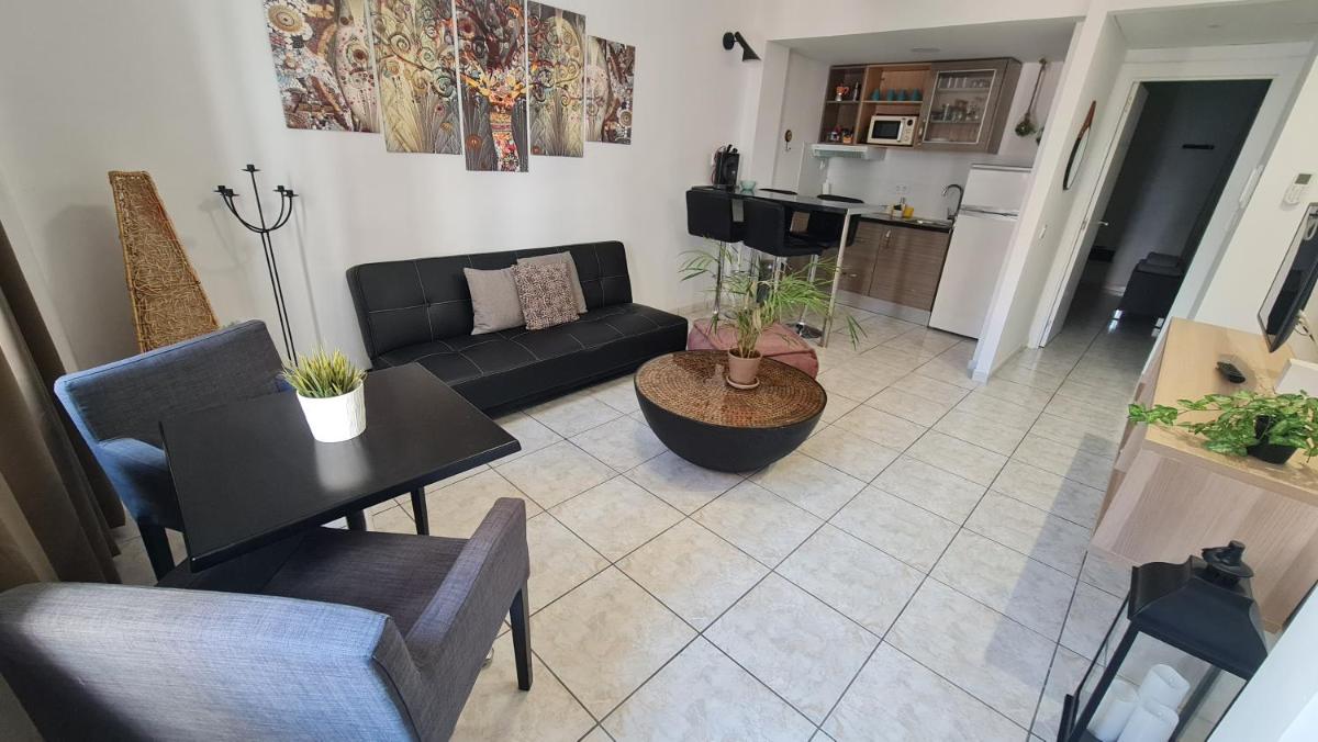 TREBOL Apartamentos Benalmádena - Housity