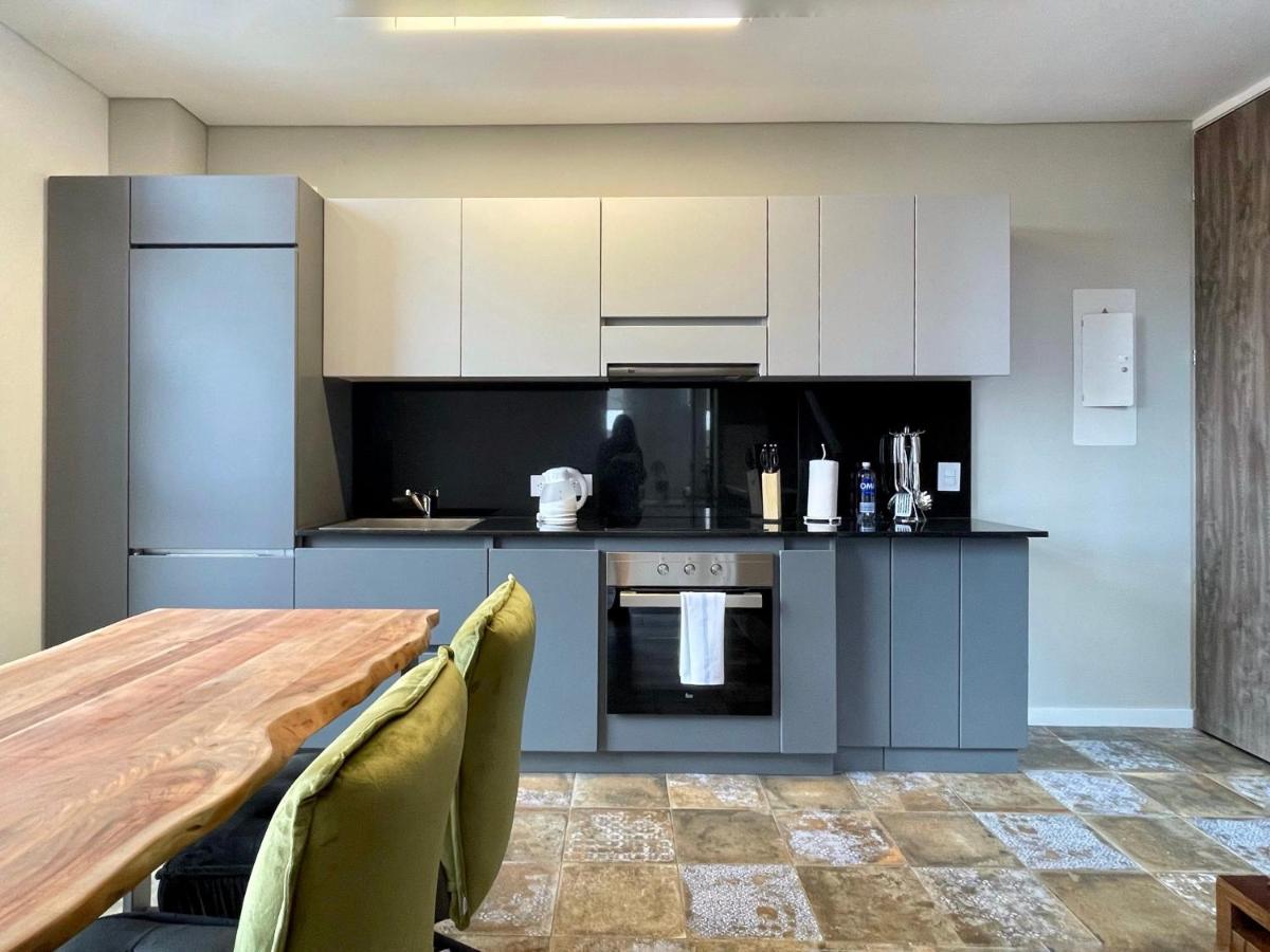 Amazing Penthouse Duplex with Private Terrace - Housity