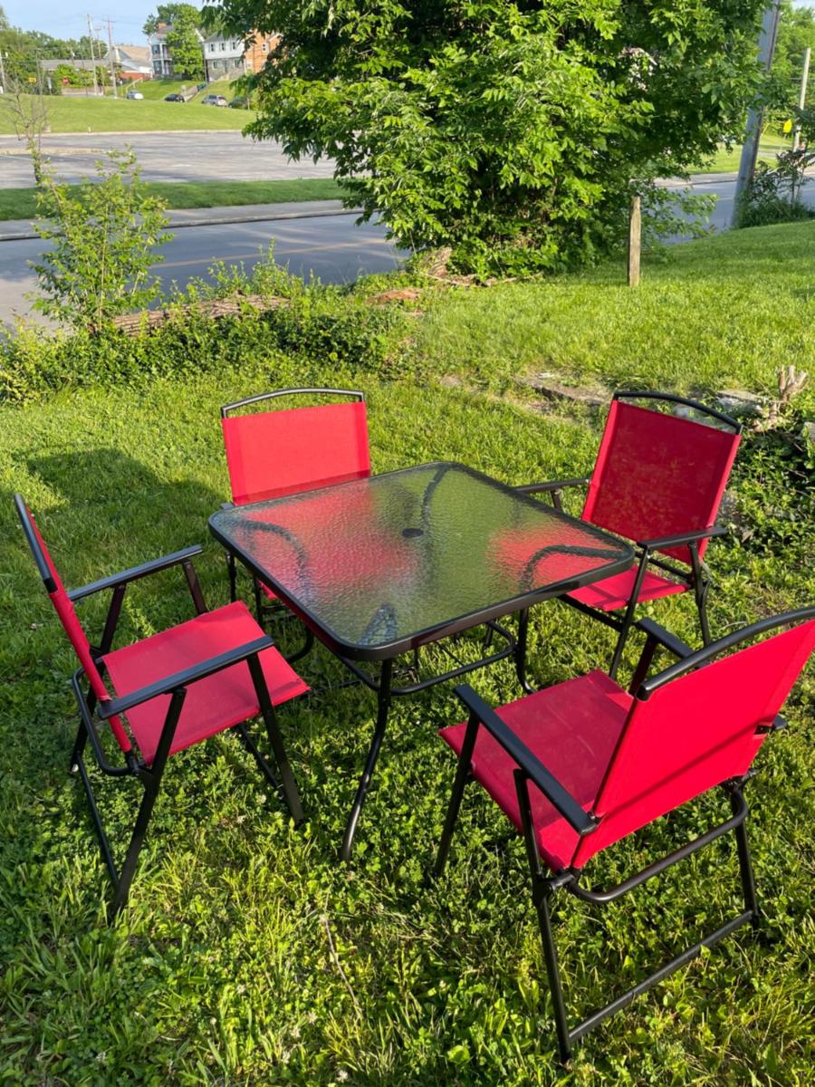 Centrally Located Home- 10 Minutes from downtown - Housity