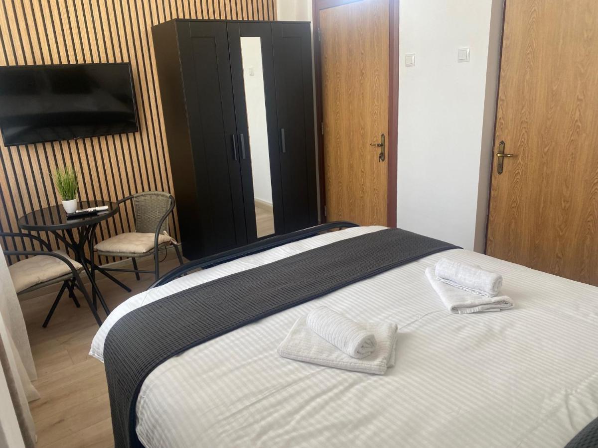 Studio 27mp - Dormitor cu baie proprie - Balcon - Bucatarie complet utilata - Housity