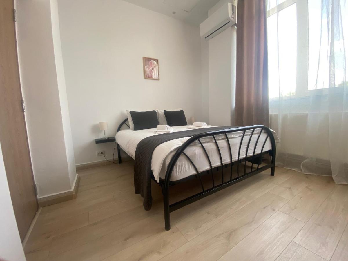Studio 27mp - Dormitor cu baie proprie - Balcon - Bucatarie complet utilata - Housity