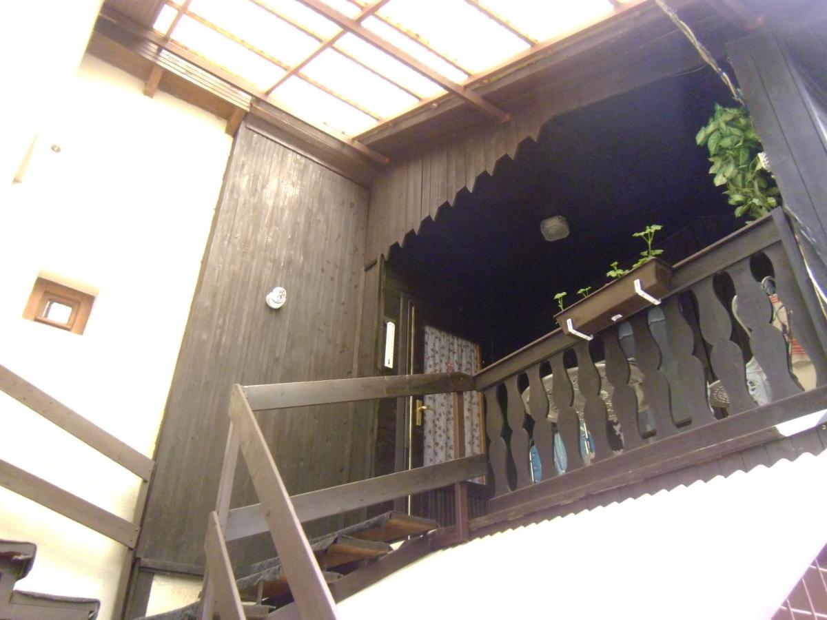 Garden Etterem Kávézó és Panzió Tahitótfalú - Housity