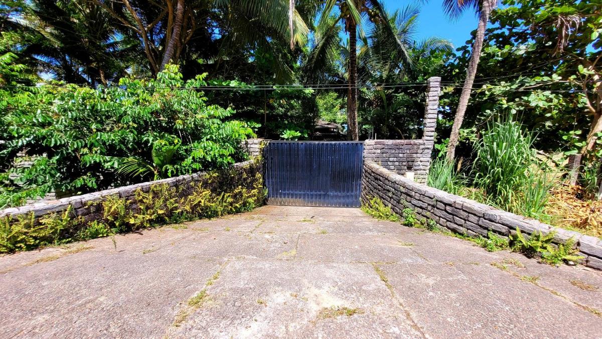 casa pe areia back door - Housity