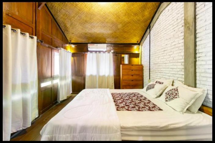 Ngangeni Family Homestay - Housity