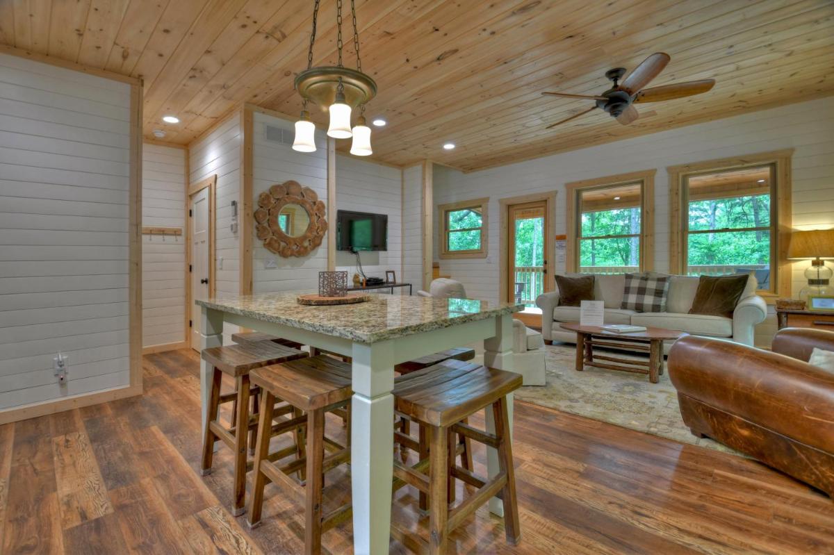 Hoot Owl Cottage - Cuddleup - Housity