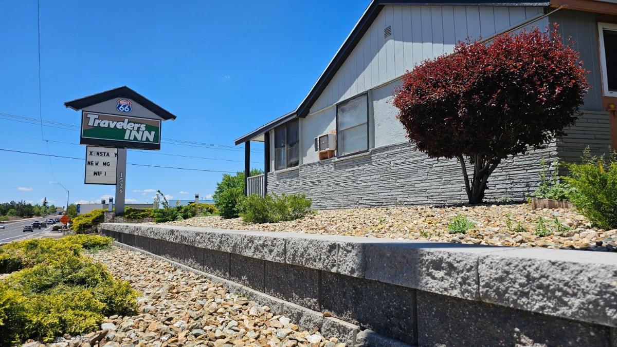 Travelers Inn - Housity