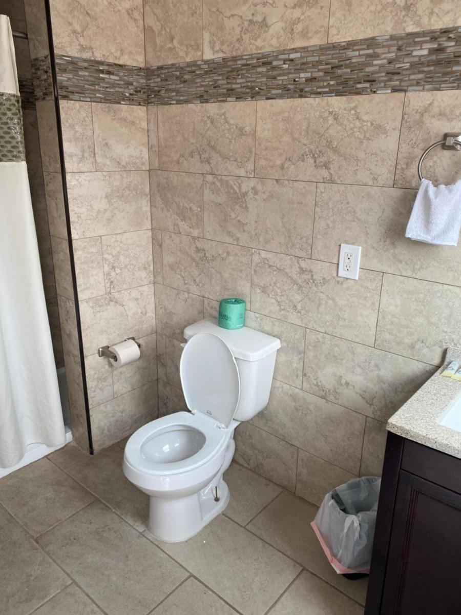 Shore Beach Houses - 40 - 3 Dupont Avenue - Housity