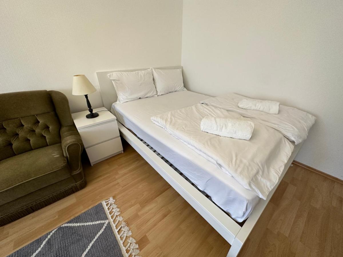 Suitetrails - 2 Rooms Flat with Balcony, Near of Center