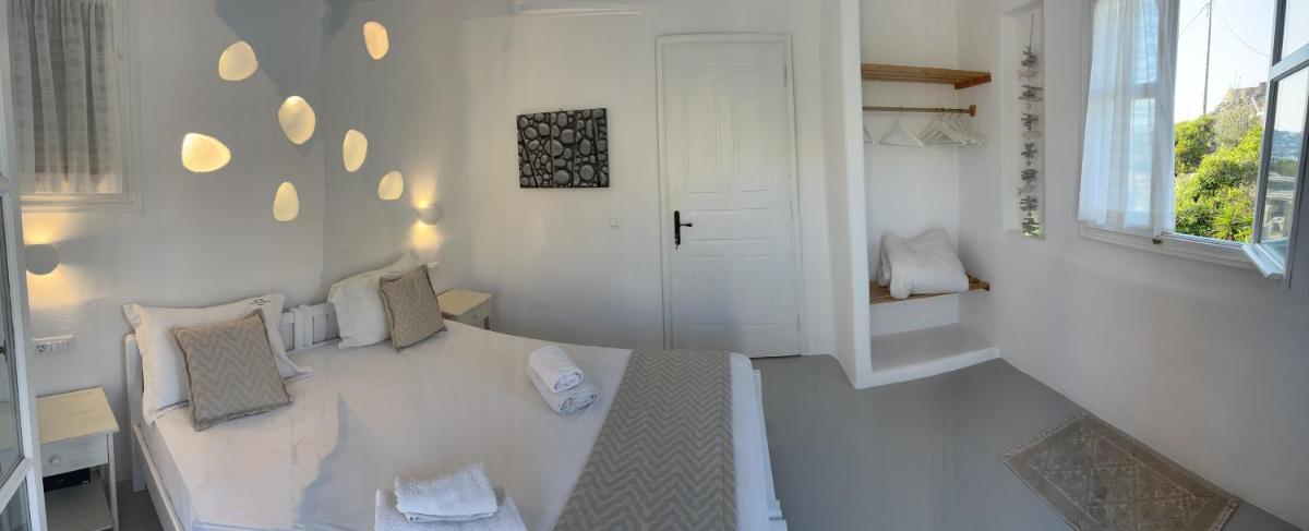 Navy Blue Suites - Housity